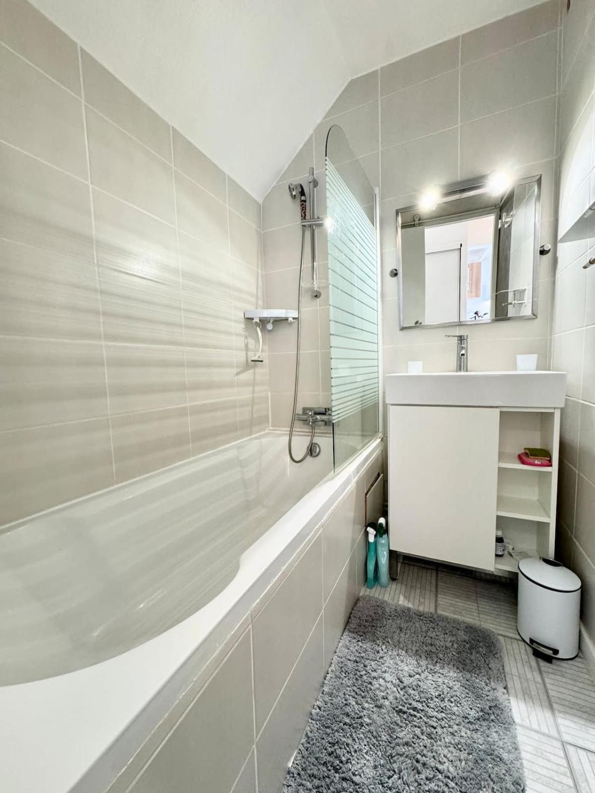 Apartment Superbe Duplex - Vue - Piscine